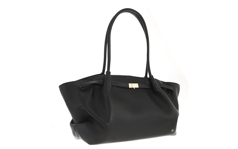 Black damestas Cambridge