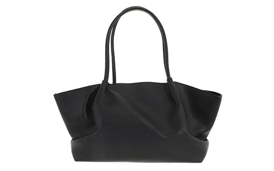 Black damestas Cambridge