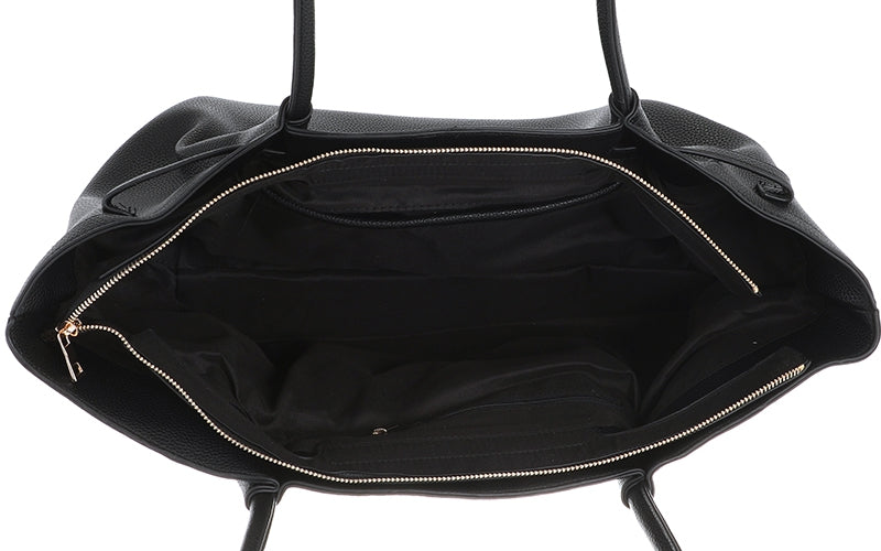 Black damestas Cambridge