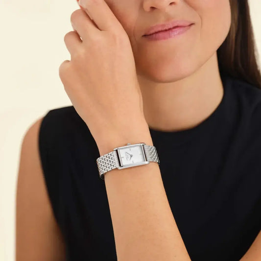 Zilveren rechthoekige Rosefield Heirloom horloge met witte wijzerplaat, geschikt als sieraden merk