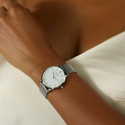 Zilveren mesh horloge Rosefield Pearl Edit Mesh met parelrand, stijlvolle dameswatch